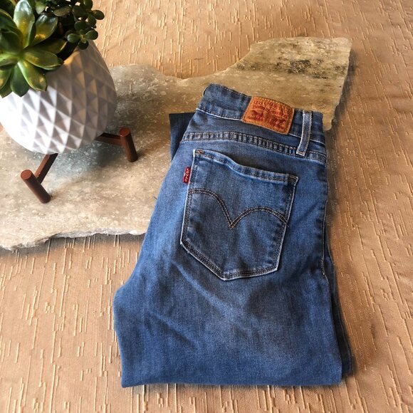 Levis 711 SKINNY - Picture 1 of 2